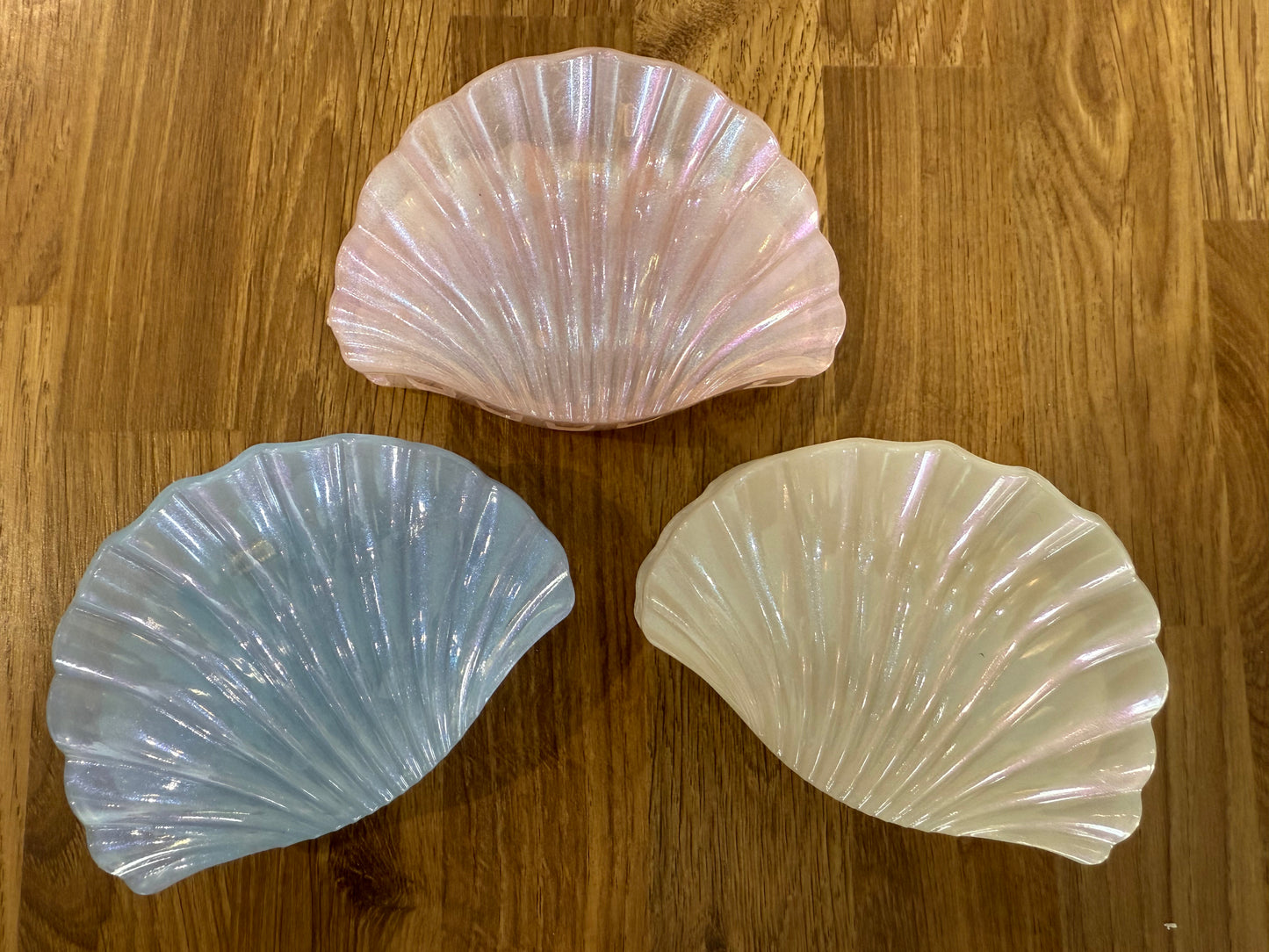 Pearlescent Shell Claw Hair Clip