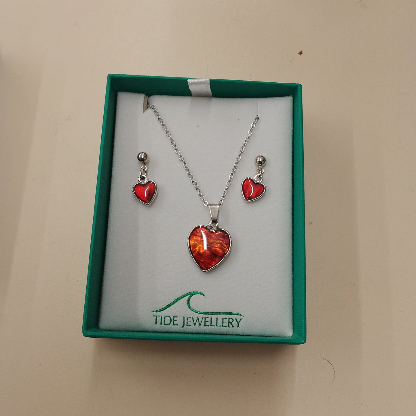 Red heart set