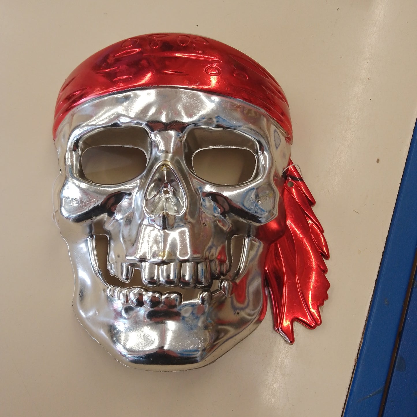 Pirate skull mask