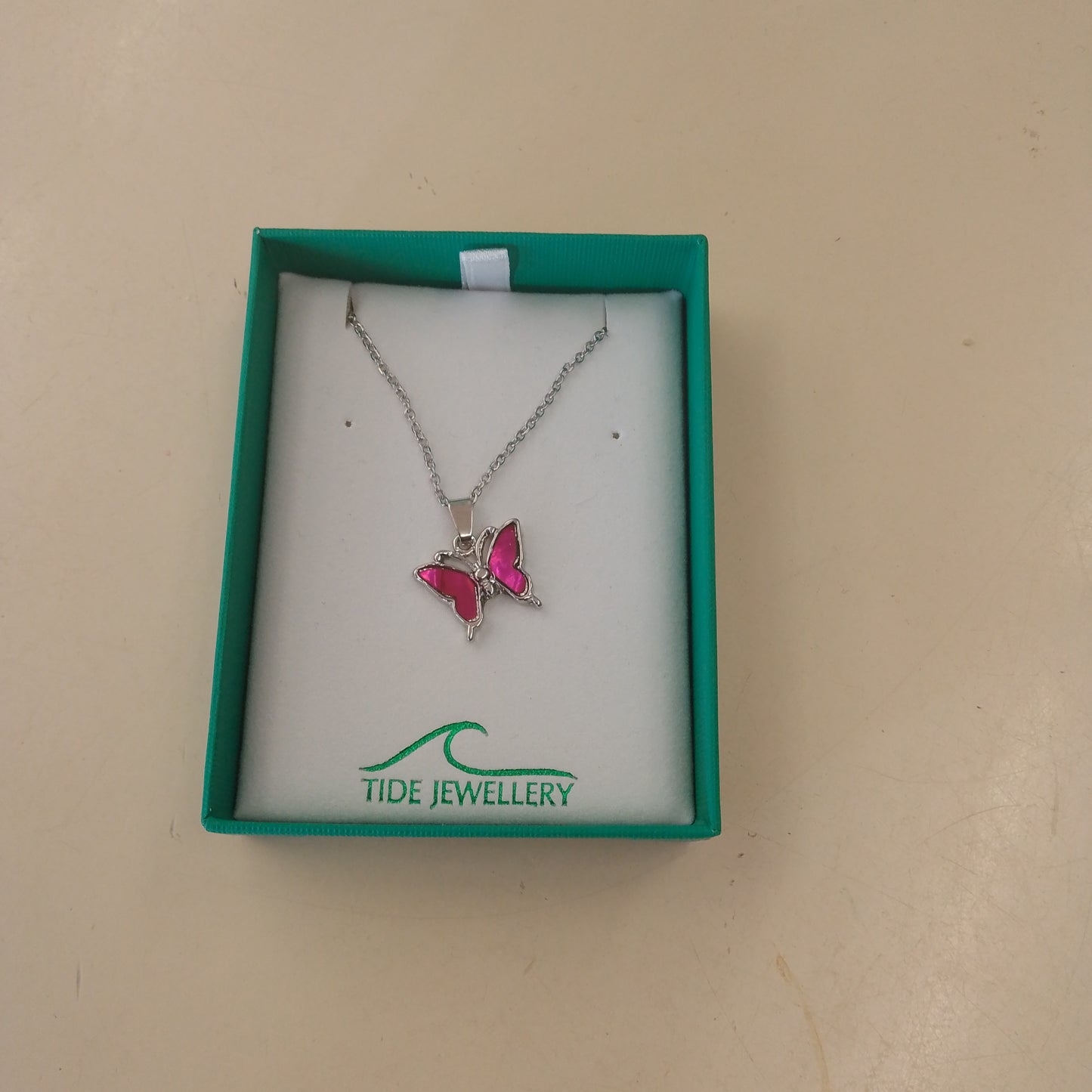 necklace butterfly pink