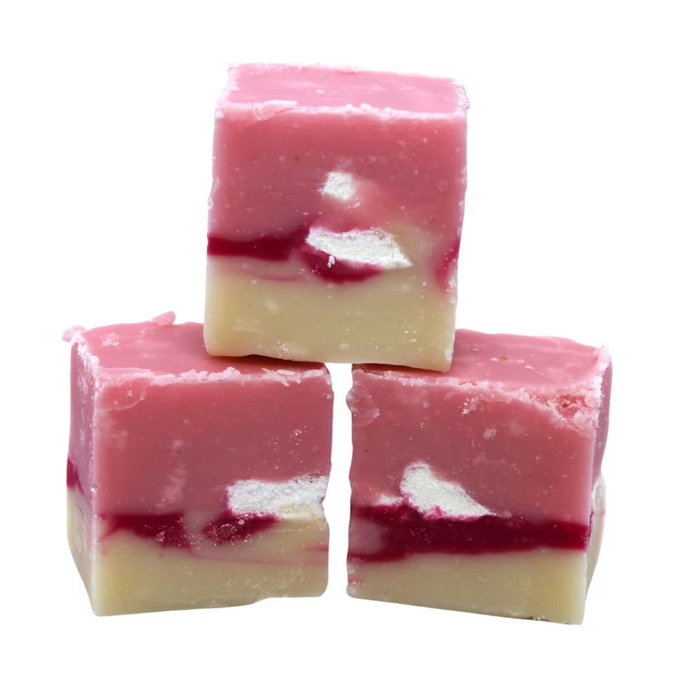 Bubbly Eton Mess Fudge