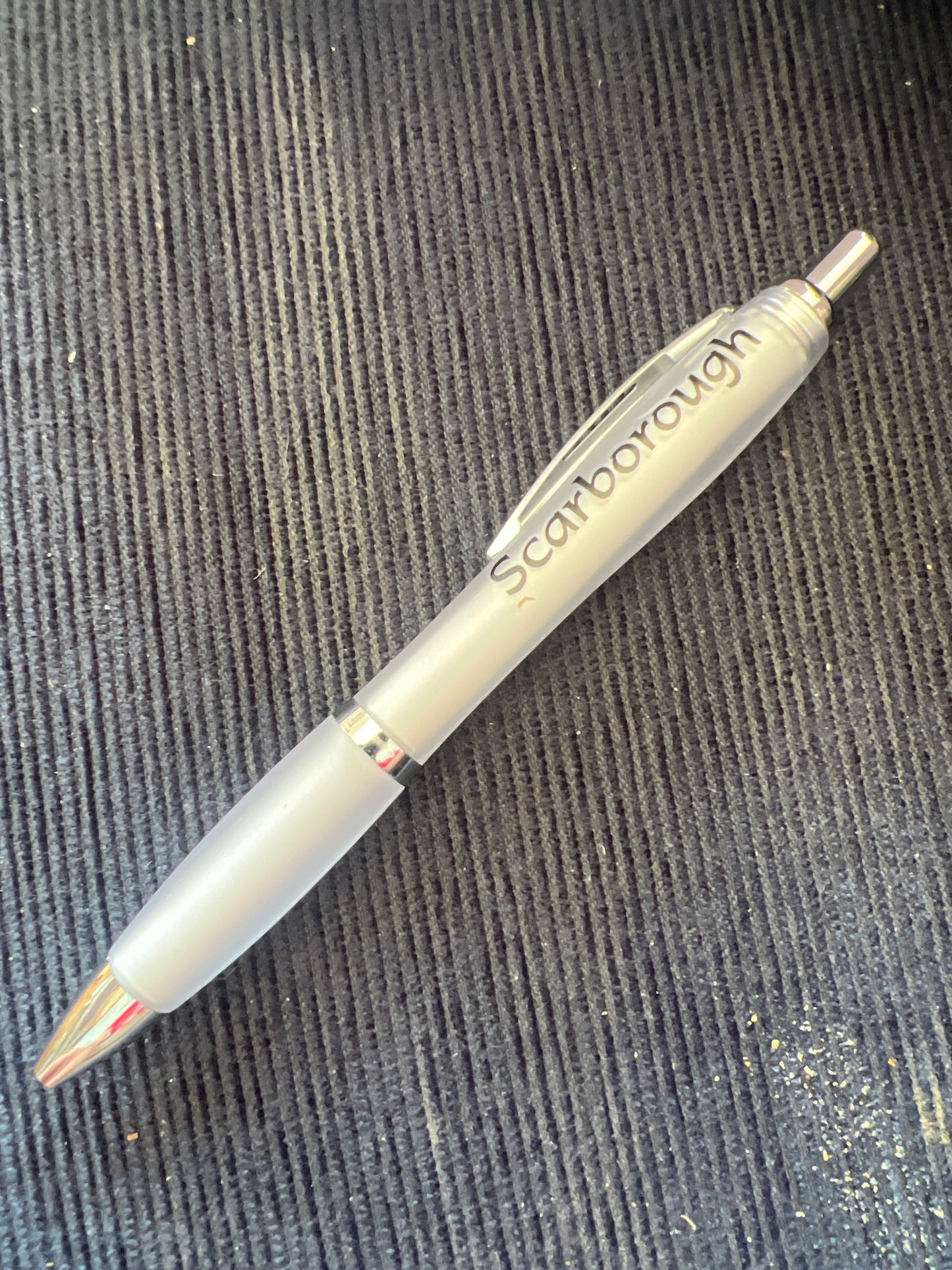 Scarborough Pen White