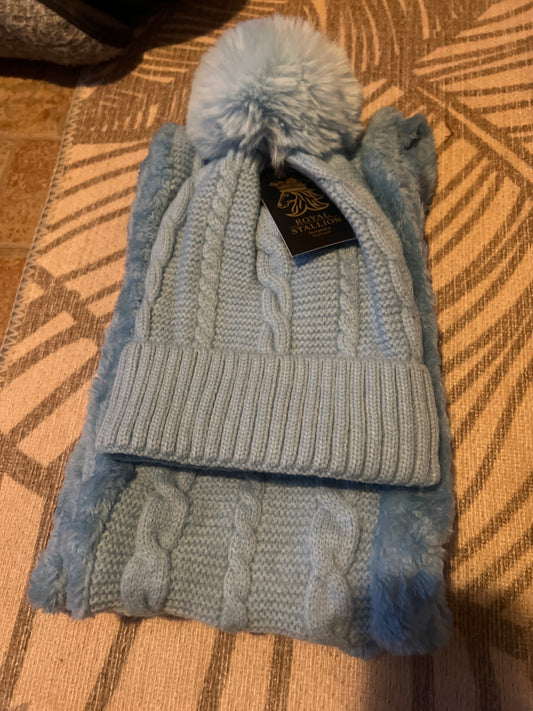 Fleece Lined Bobble Hat with Fleece Lined Scarf