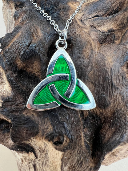 Celtic triquetra necklace