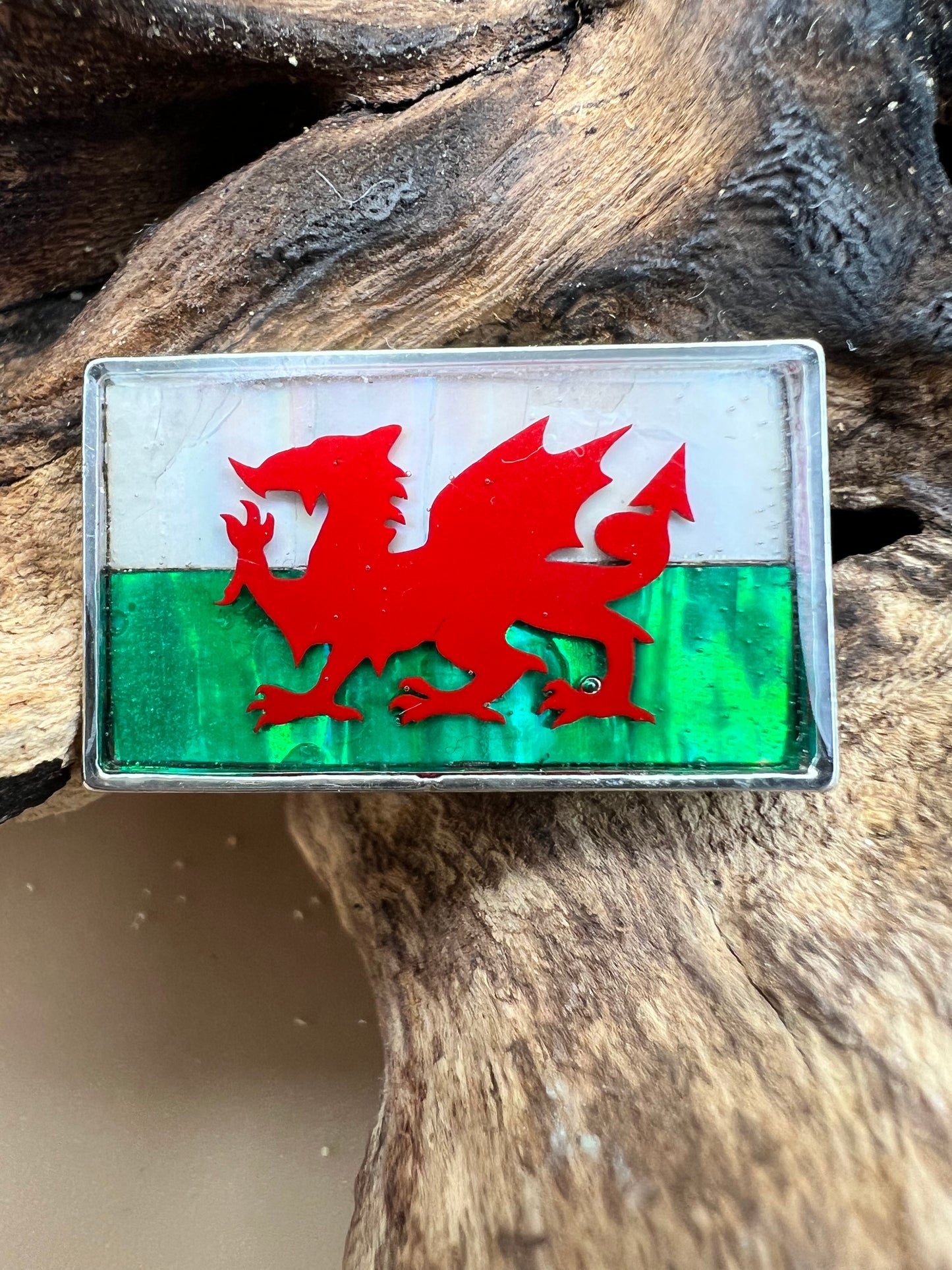 Welsh flag/Y Ddraig Goch pin badge