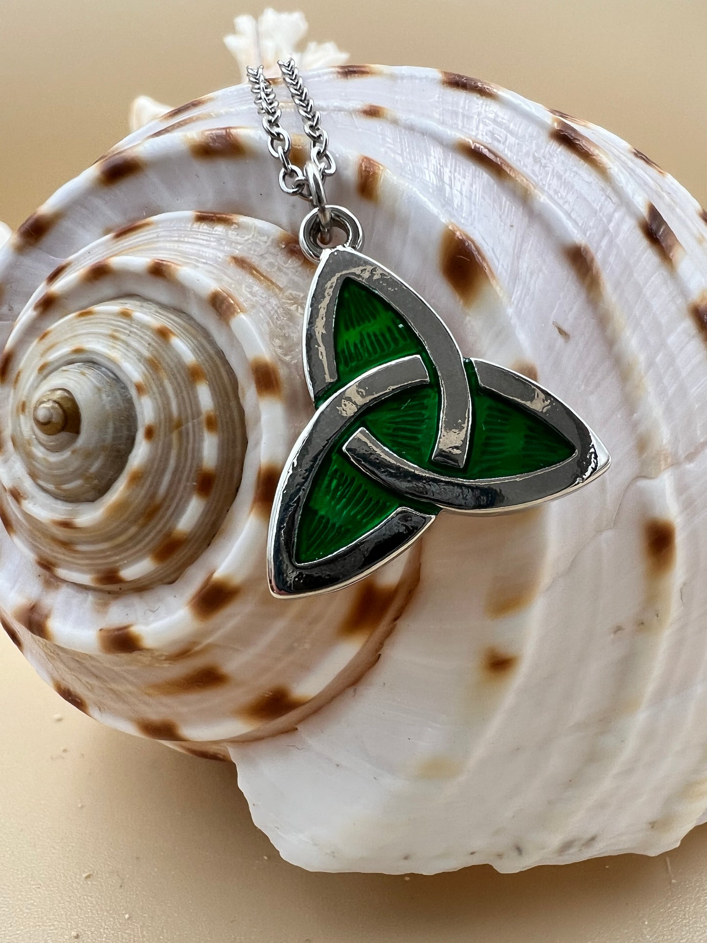 Celtic triquetra necklace