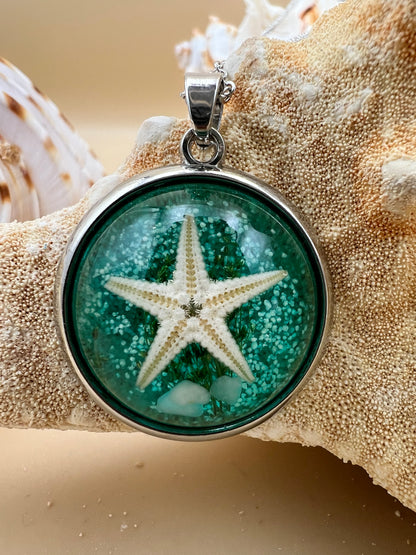 Starfish and seashell Domed necklace