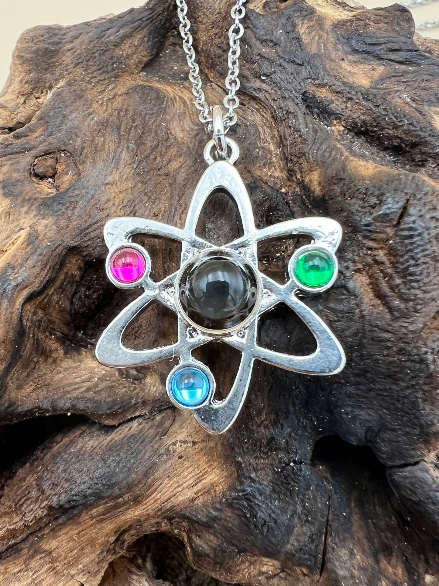 Atom (Li) Necklace